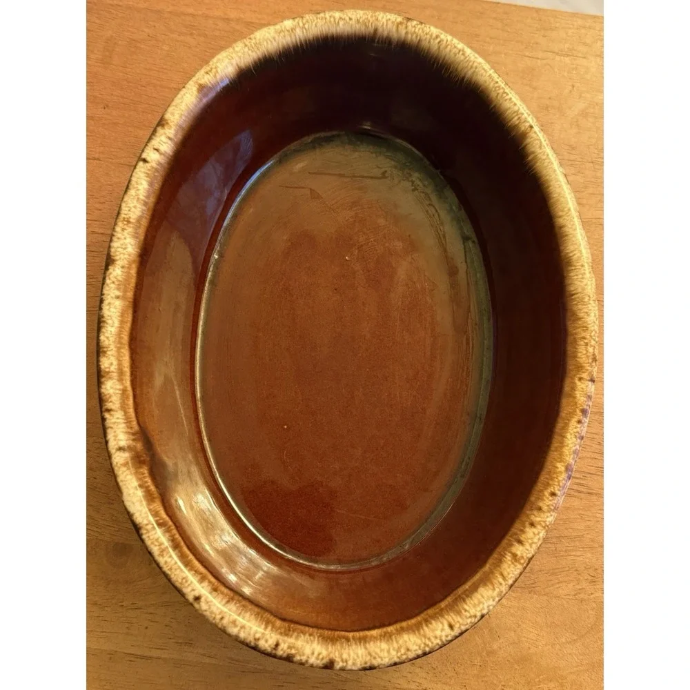 H.P. CO. Hull‎ Pottery Chicken Drip Glaze Oven Proof Casserole Dish U.S.A.
